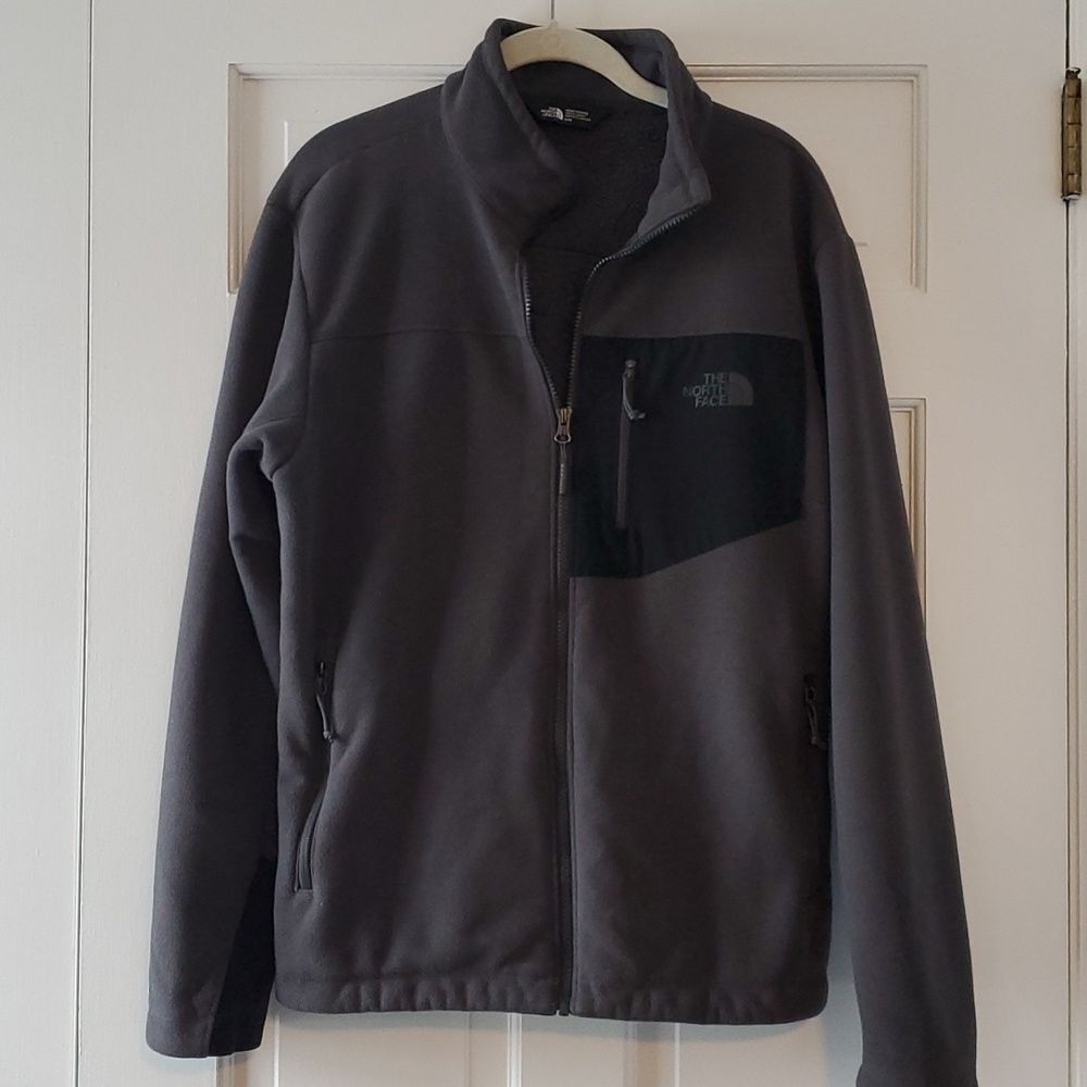 THE NORTH FACE FLEECE JACKET GRAY BLACK MENS SIZE MEDIUM WARM FALL SPRING WINTER